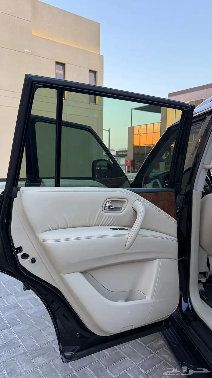 نيسان باترول SE2 نص فل 2024 - 6 سلندر 16