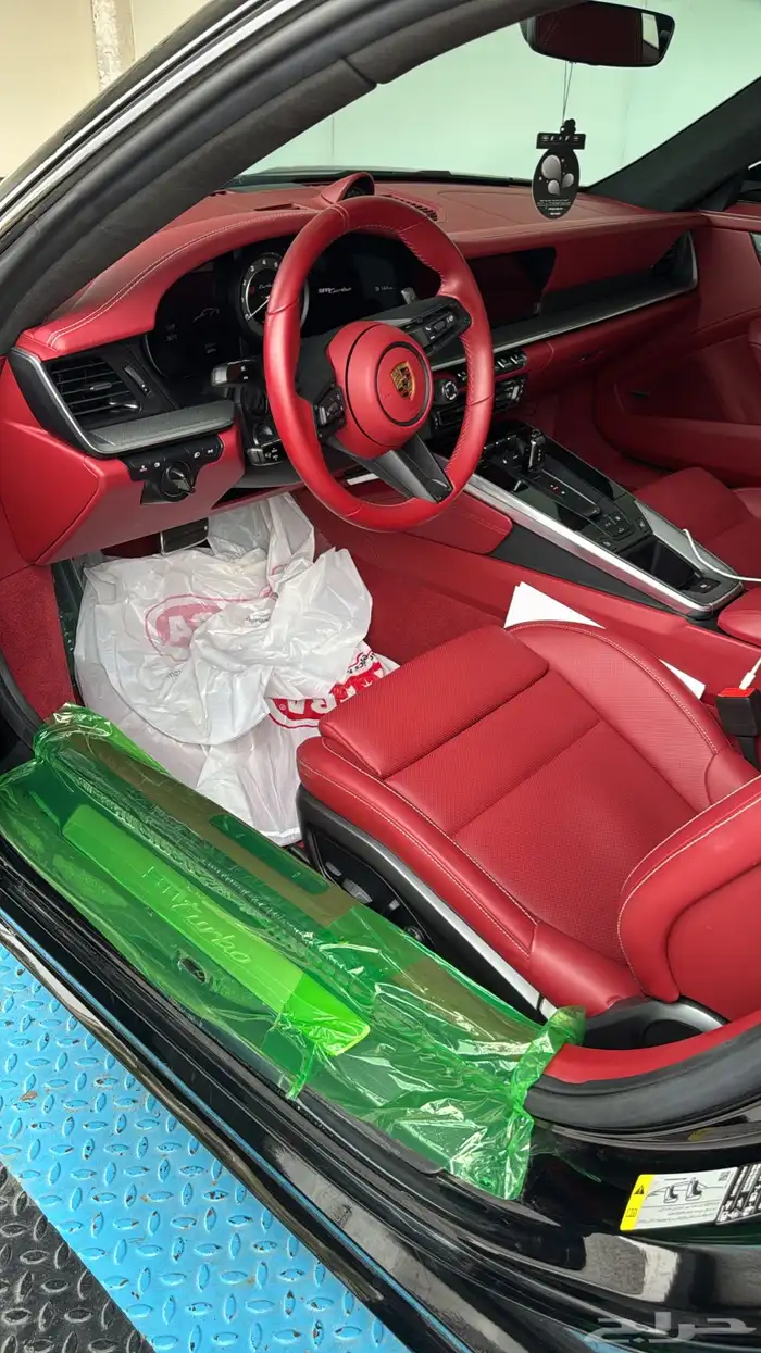 بورش تيربو 2024 8