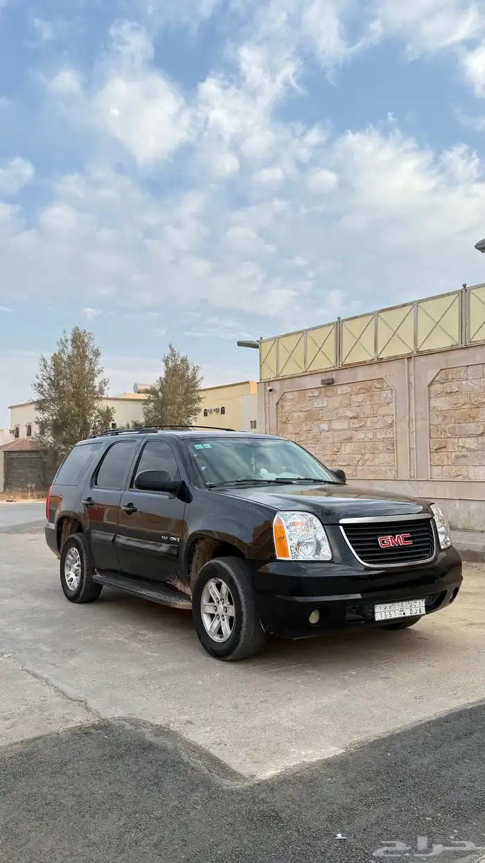 يوكن 2008 يحمل لوحه مميزه 0