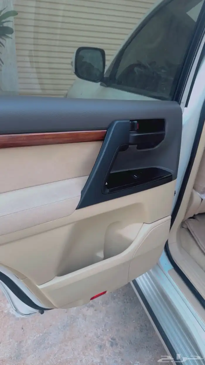 للبيع لاندكروزر 2016 11