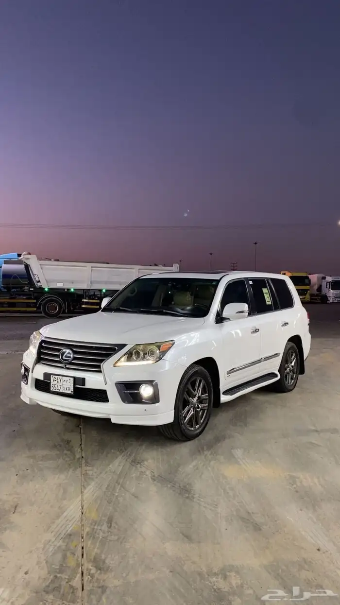 لكزس للبيع 1