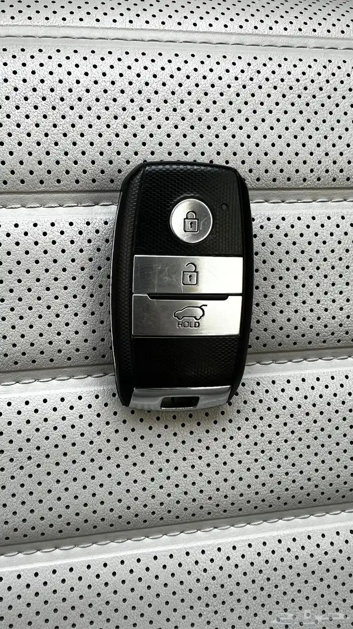 للبيع كيا سيلتوس فئة GL Line وكالة. 19