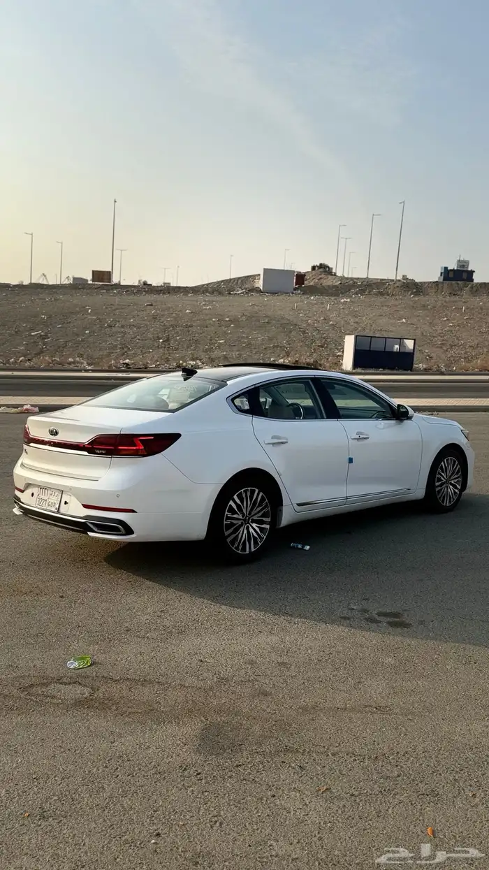KIA K7 نظيف 4