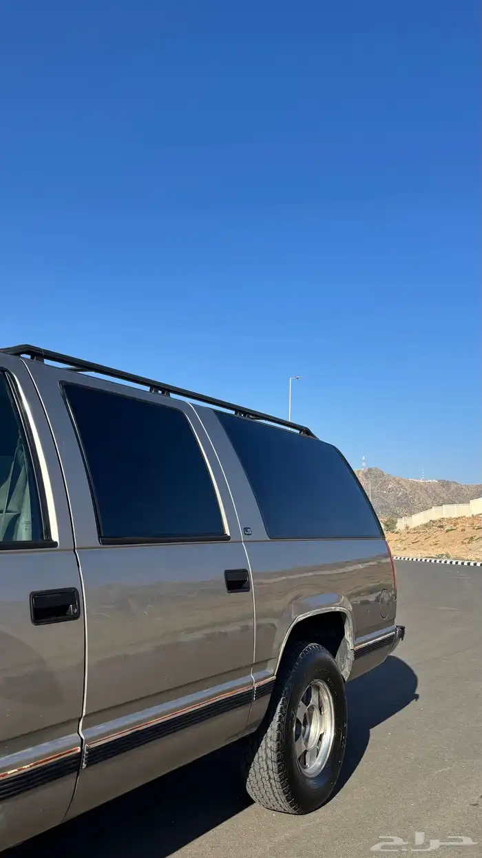 جمس شفروليه سوبربان مديل 1999 نظيف للبيع 3