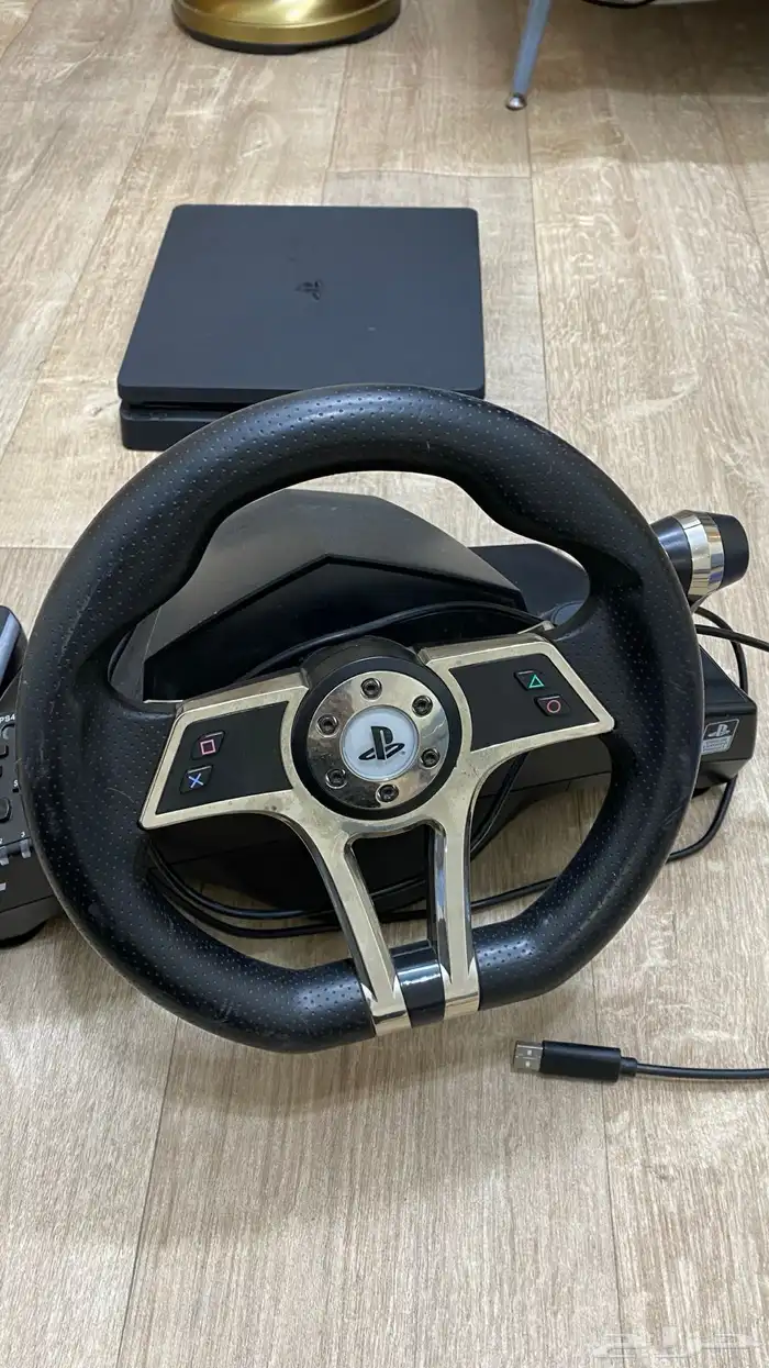 بلاستيشن و دركسون 4