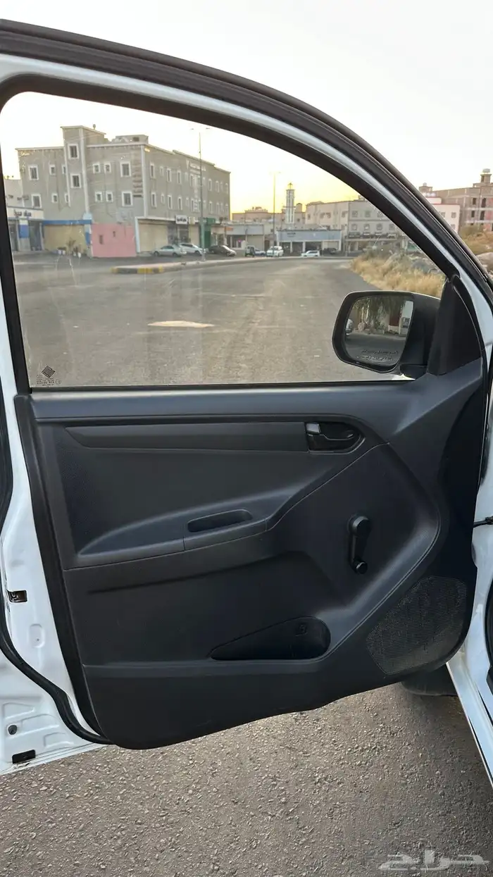 ايسوزو دمكس 2017 للبيع 7