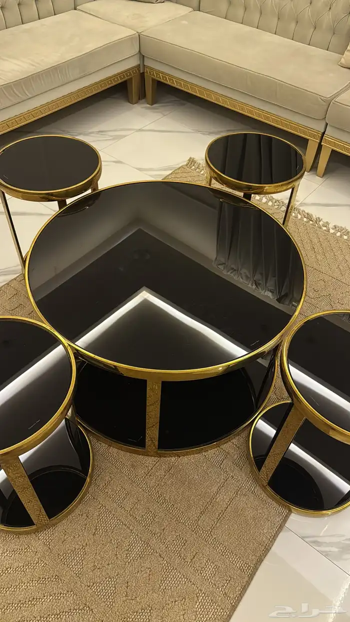 طاولة خدمة 0