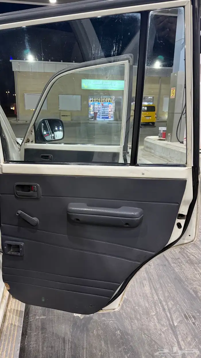 صالون تايوتا G 94 مخزن 11