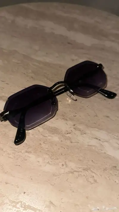 نظارة كارتير اصلية بدون ملحقاتها index