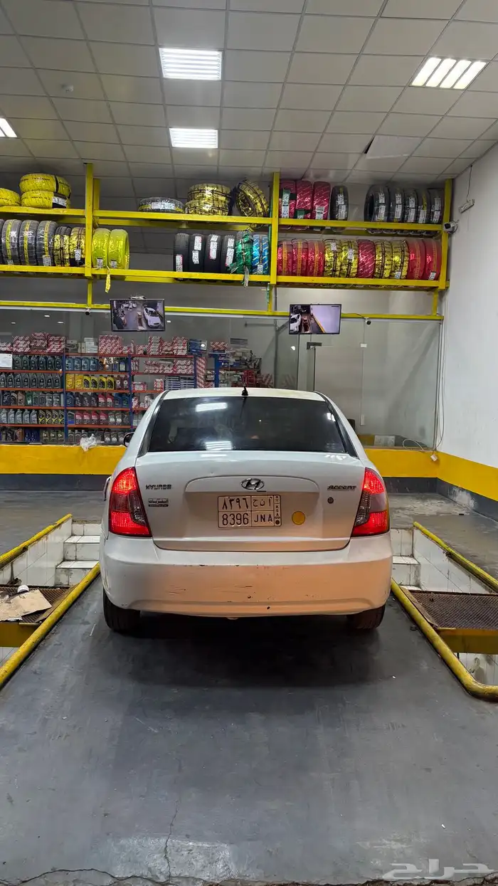 اكسنت 2010 قير عادي 2