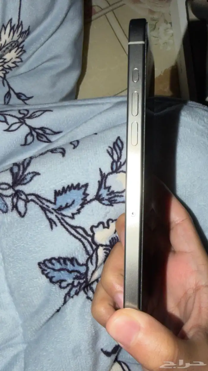 ايفون 15promax تيتانيوم 2