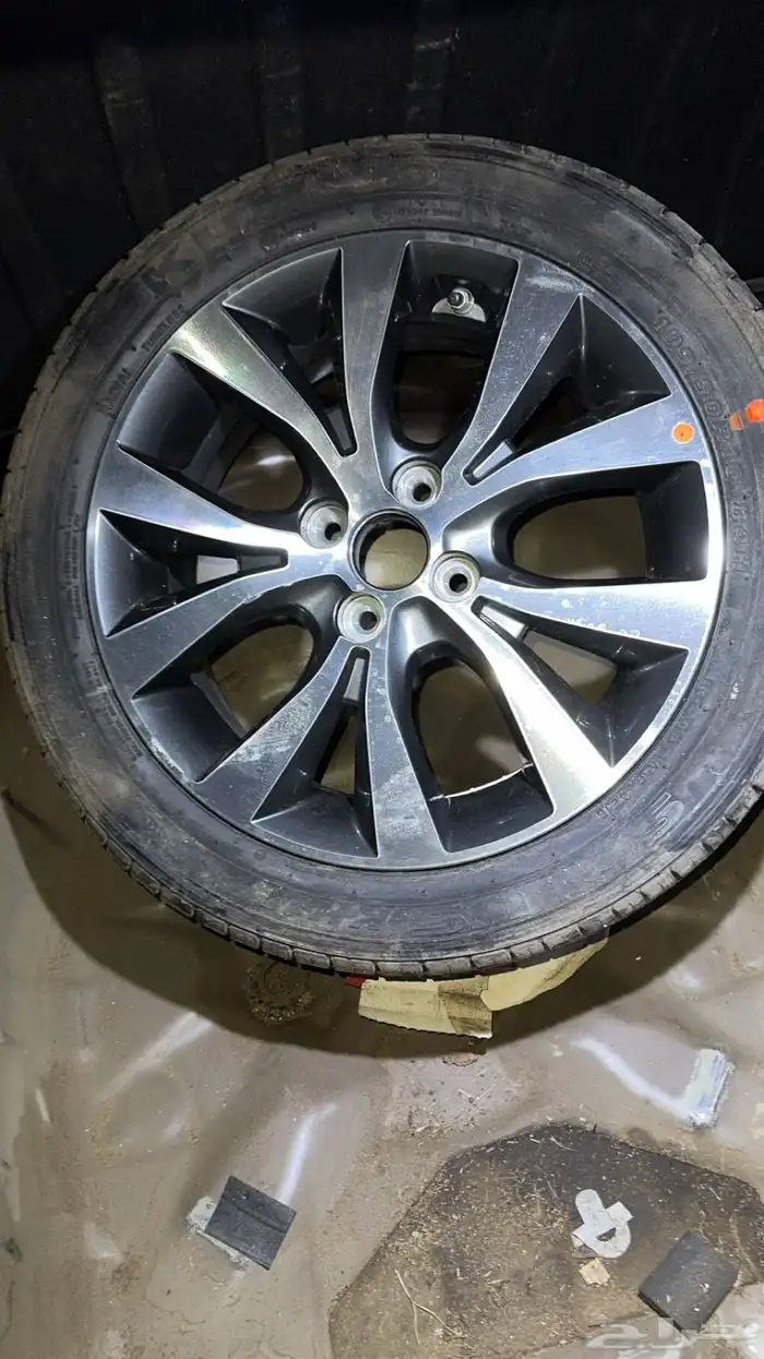 جنط واحد اكسنت وكاله ولا مركب مقاس 17 0