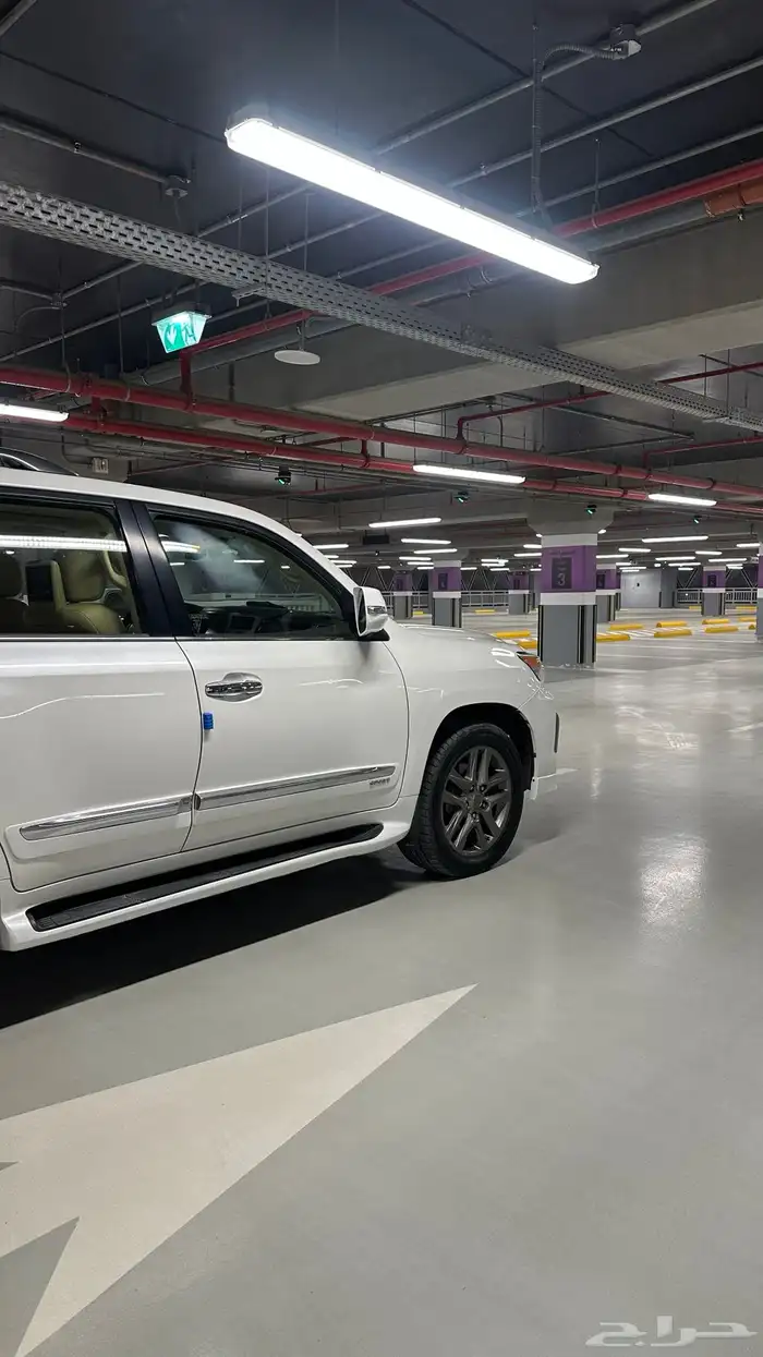 للبيع جيب لكزس فل كامل بريمي 2014 6