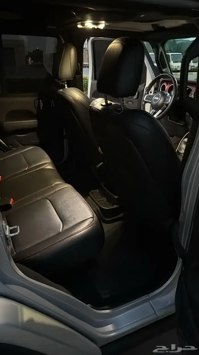 رانجلر روبيكون 2023 نظيف 14