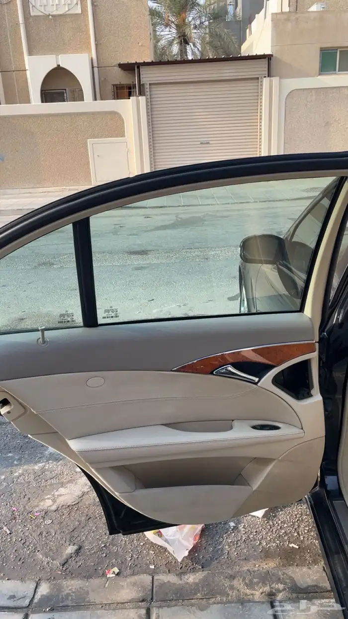 للبيع مرسيدس مديل 2006اسيره على اشرط مكينة بانوراما 21