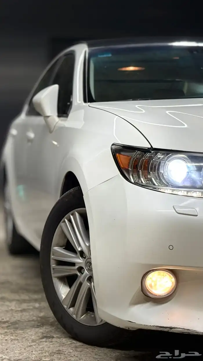 لكزس ES350 بانوراما 2014 مالك الأول من وكاله 19