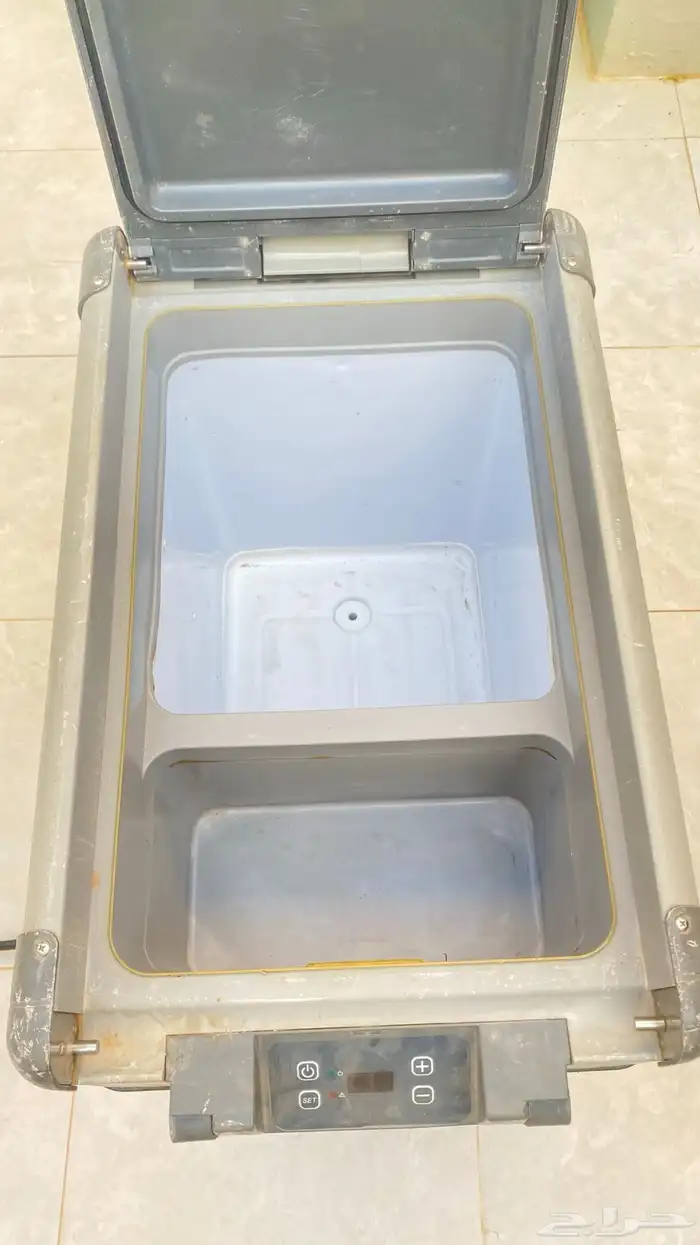 ثلاجه RACO للبيع على السوم التواصل واتس 0