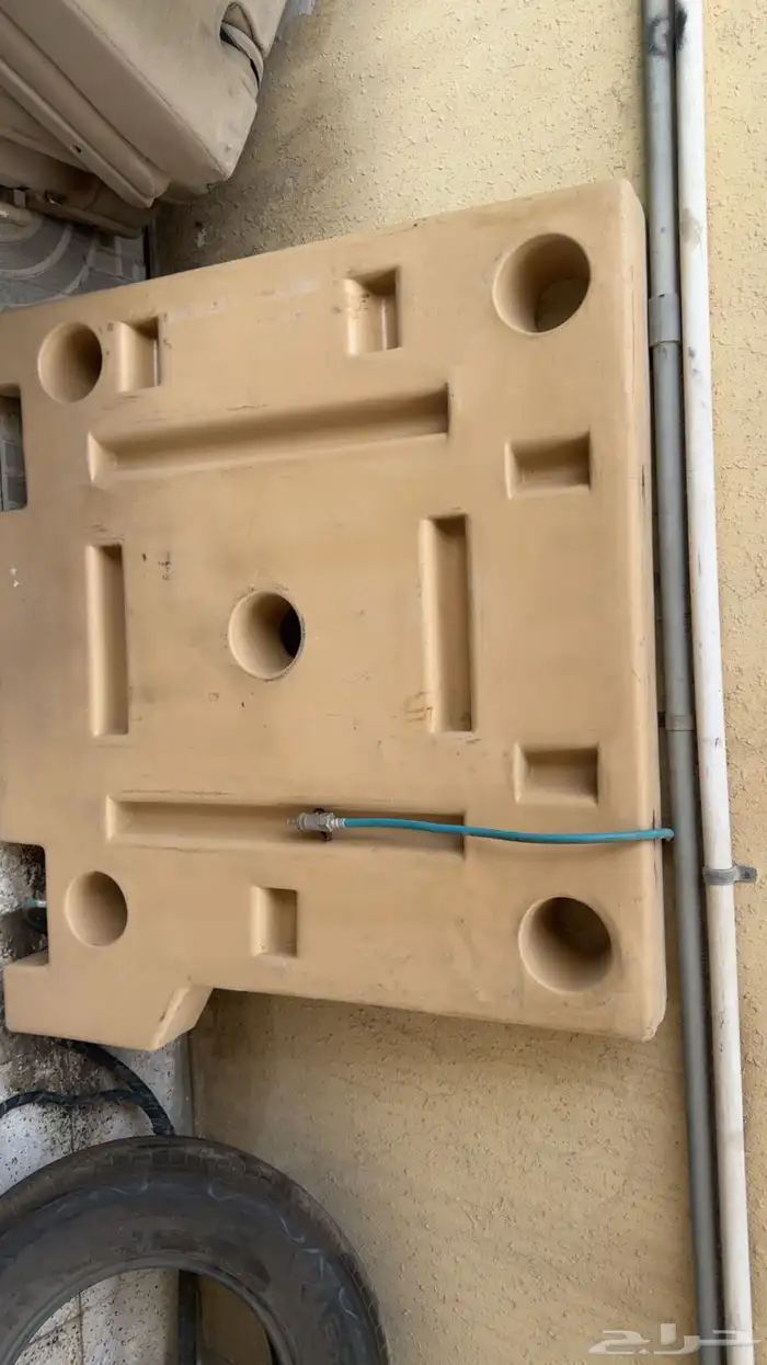 خزان ماء داخل الموتر 0