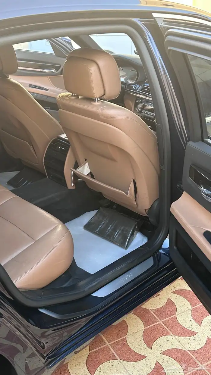 بي ام دبليو LI 730 2015 9