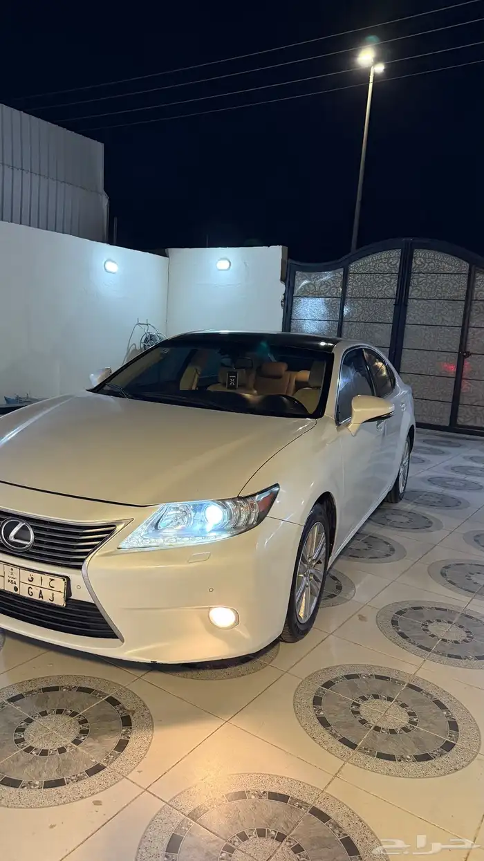 لكزس 2013 4