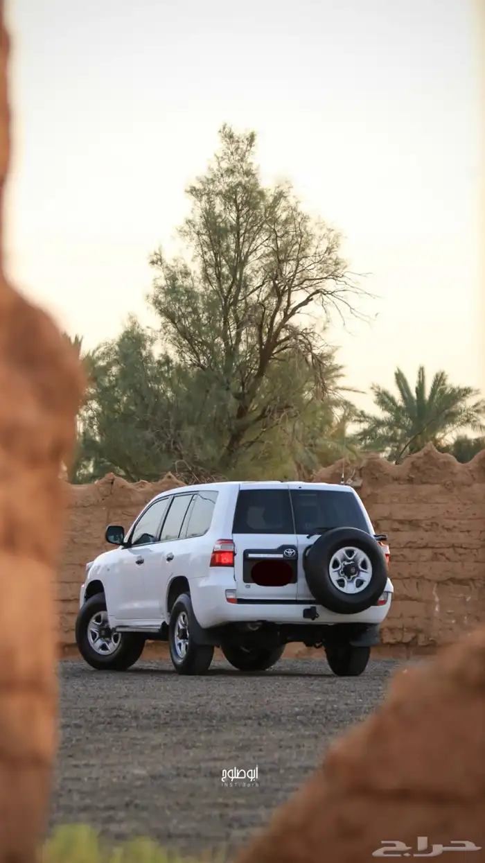 للبيع لاندكروزر جي وارد قطر2015 2