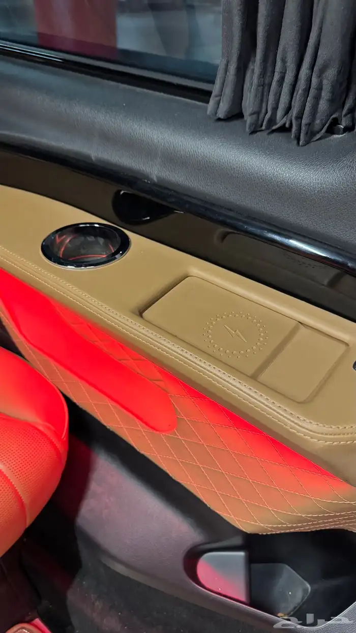 مرسيدس V class 2023 17