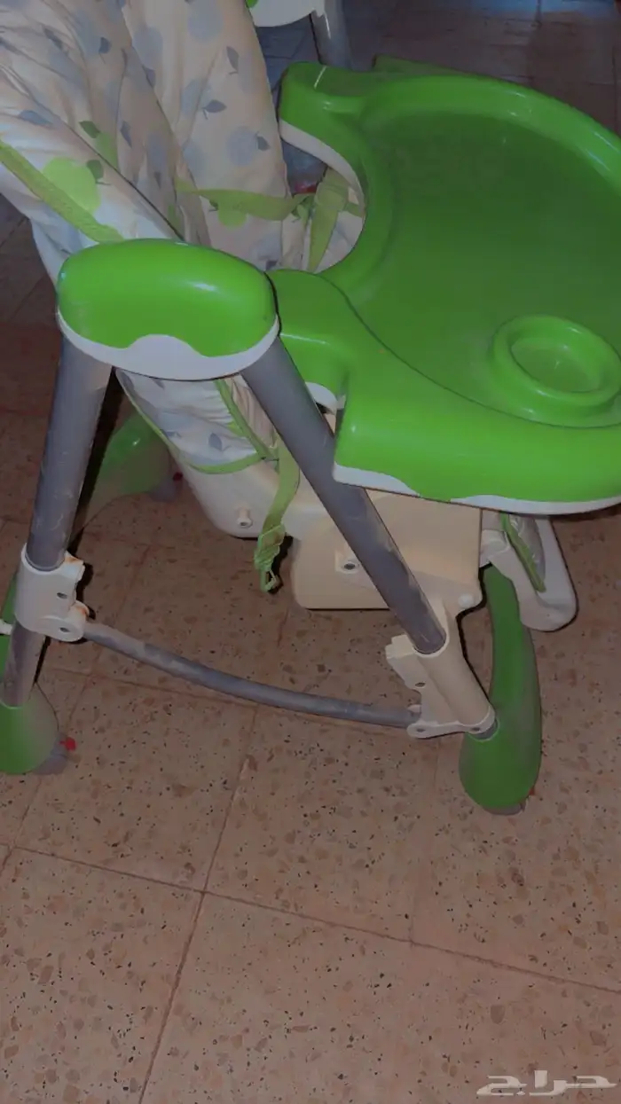 عندي كرسي حق طعام من 8 شهور لين سنتين استخدام نظيف 0