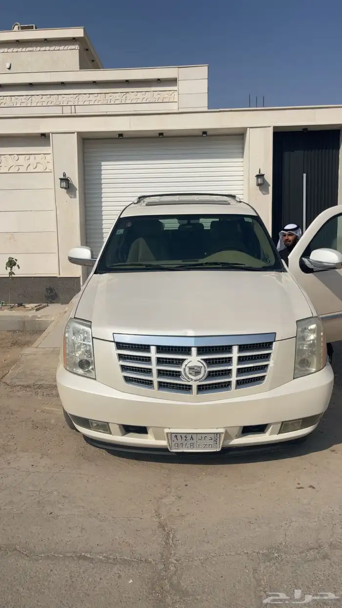 كاديلاك 2010 0