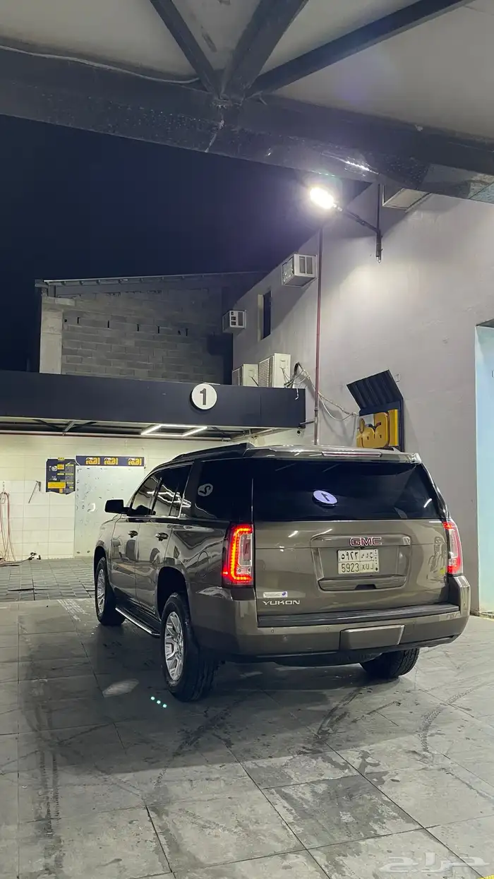 للبيع يوكن2016 3