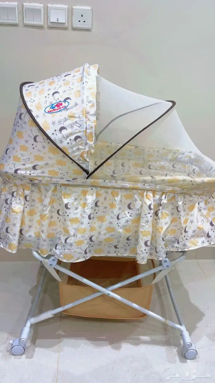 سرير اطفال 0