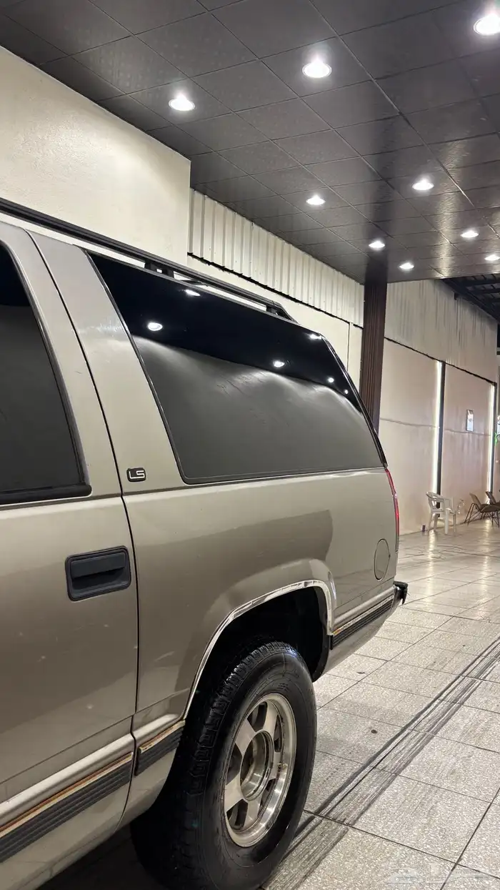 جمس شفروليه سوبربان مديل 1999 نظيف للبيع 8