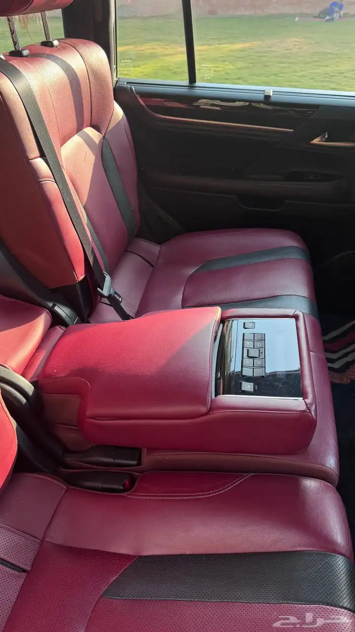 جيب لكزس LX570 2020 8