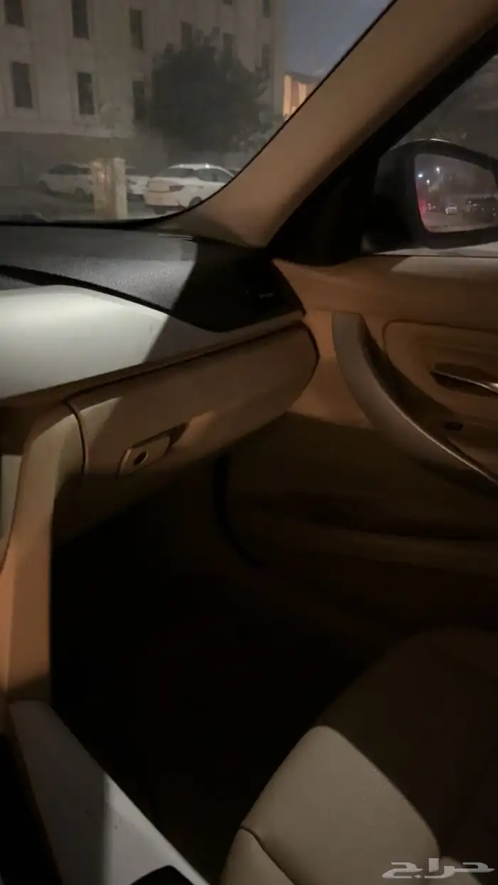 بي إم دبليو 320 7