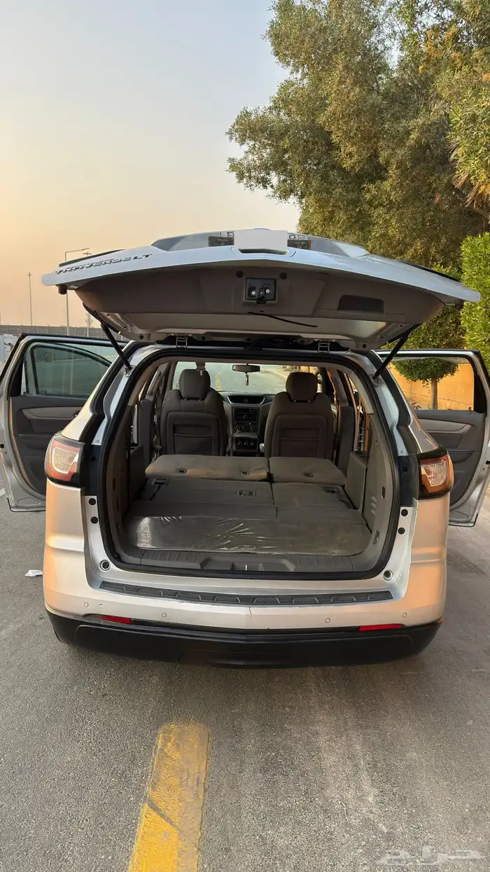 شيفرولية ترافيرس 2017 LT نص فل 15