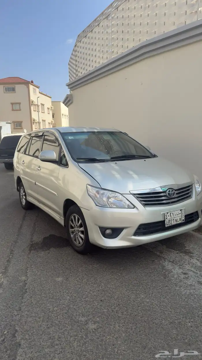 انوفا 2012 نظيف اقبل البدل المناسب 1