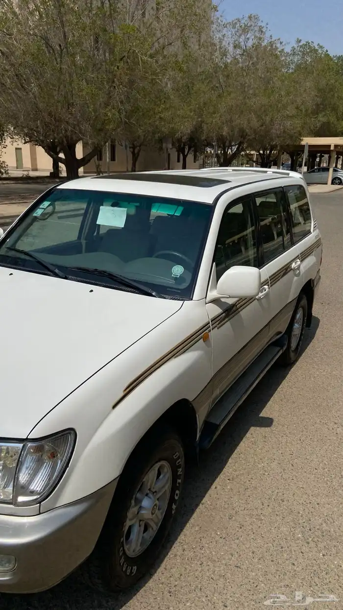 جيب لاندكروزر 1