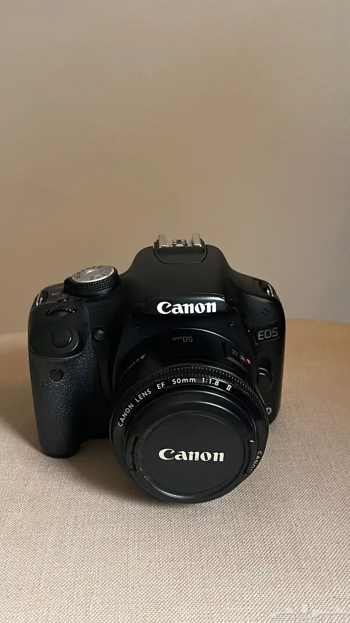 للبيع كاميرا كانون دي 500 مع عدسات 0