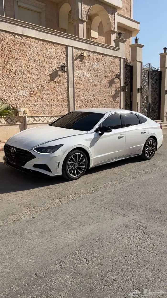 هيونداي سوناتا 2023 سمارت وارد الوعلان 1