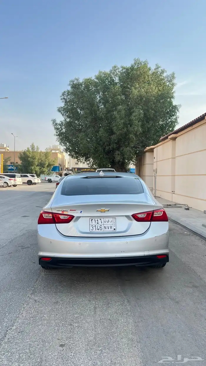 للبيع ماليبو 2021 فضي شيفروليه ستاندر 3