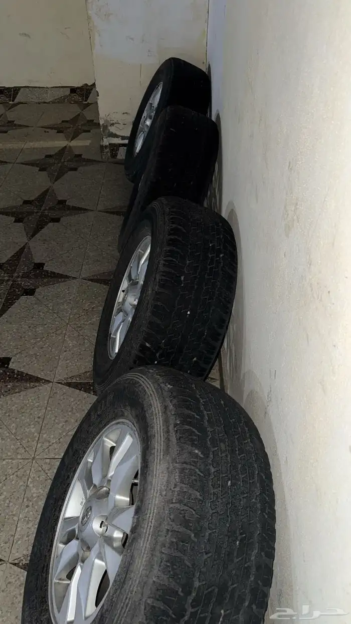 جنوط وكاله مقاس 17 جيب لاندكروزر مفخرة 2012 1