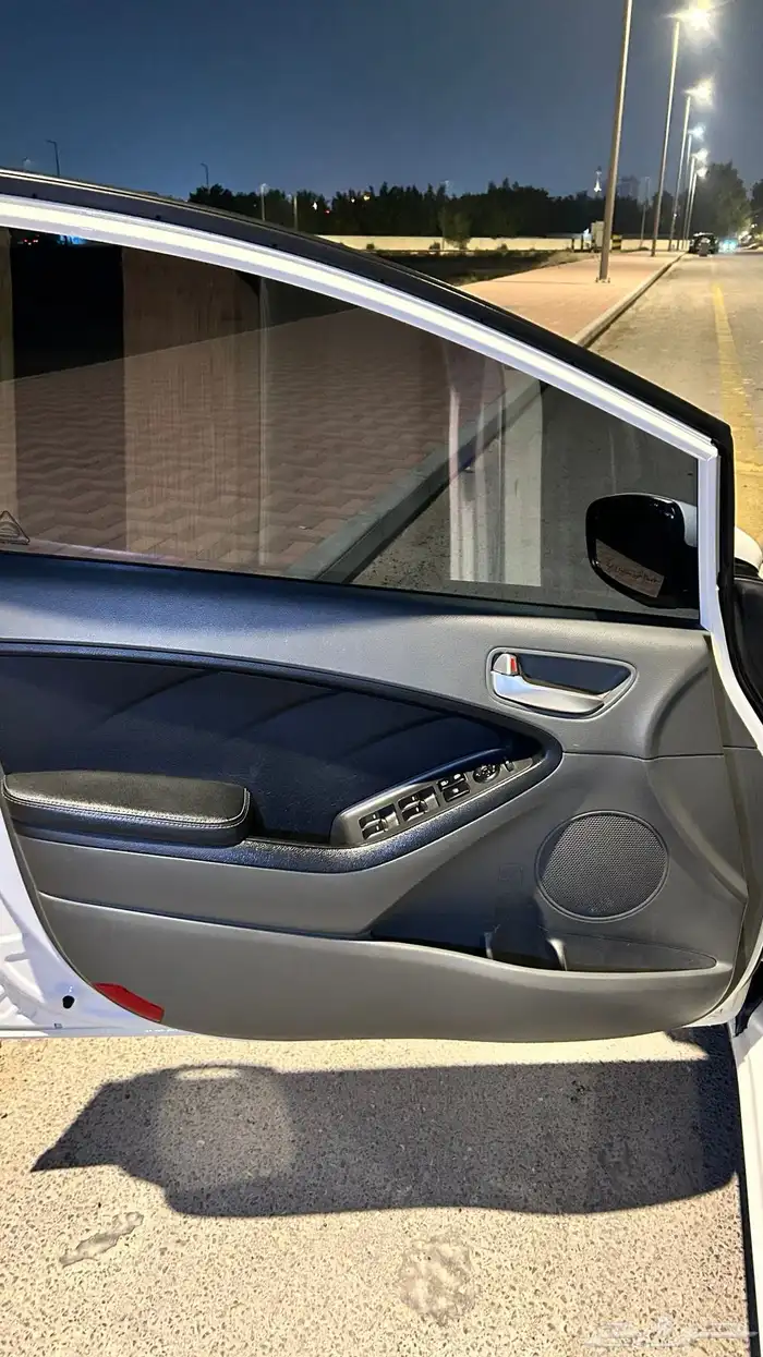 كيا سيراتو 2017 23