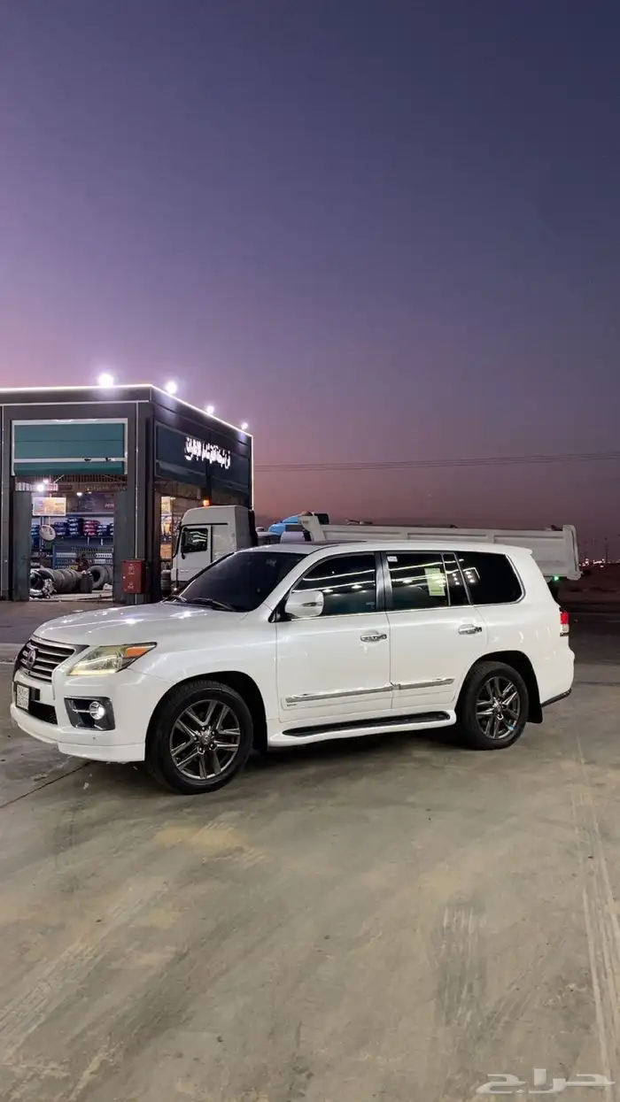 لكزس للبيع 3