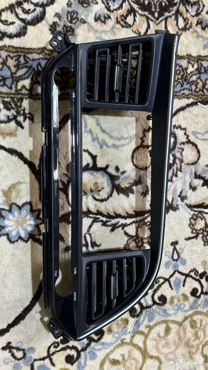 للبيع مسجل الانترا 2020وقطعه تحويل ابل كار بلاي وفرار مكيف 2