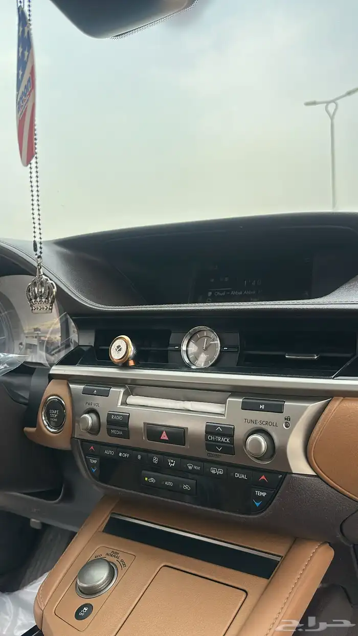 لكزس 2017 ES350 33