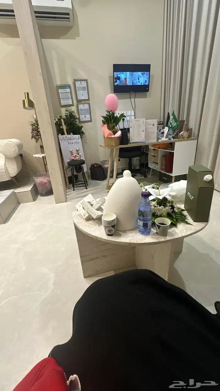إعلان تقبيل صالون نسائي بالرياض 4