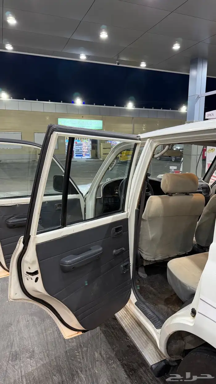 صالون تايوتا G 94 مخزن 12