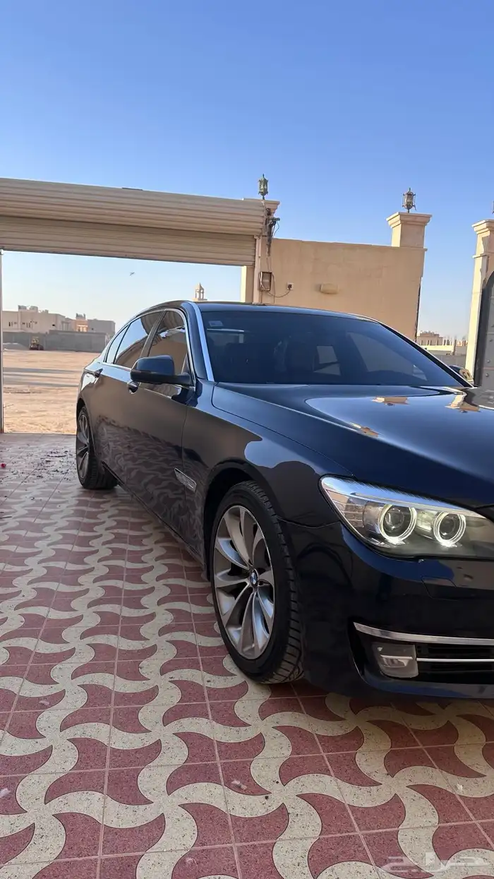 بي ام دبليو LI 730 2015 2