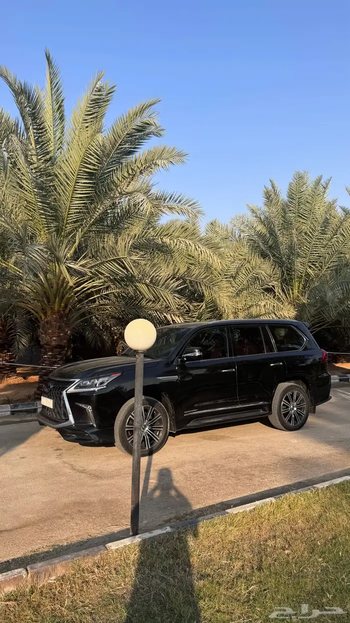 جيب لكزس LX570 2020 4