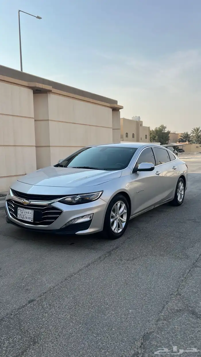 للبيع ماليبو 2021 فضي شيفروليه ستاندر 0