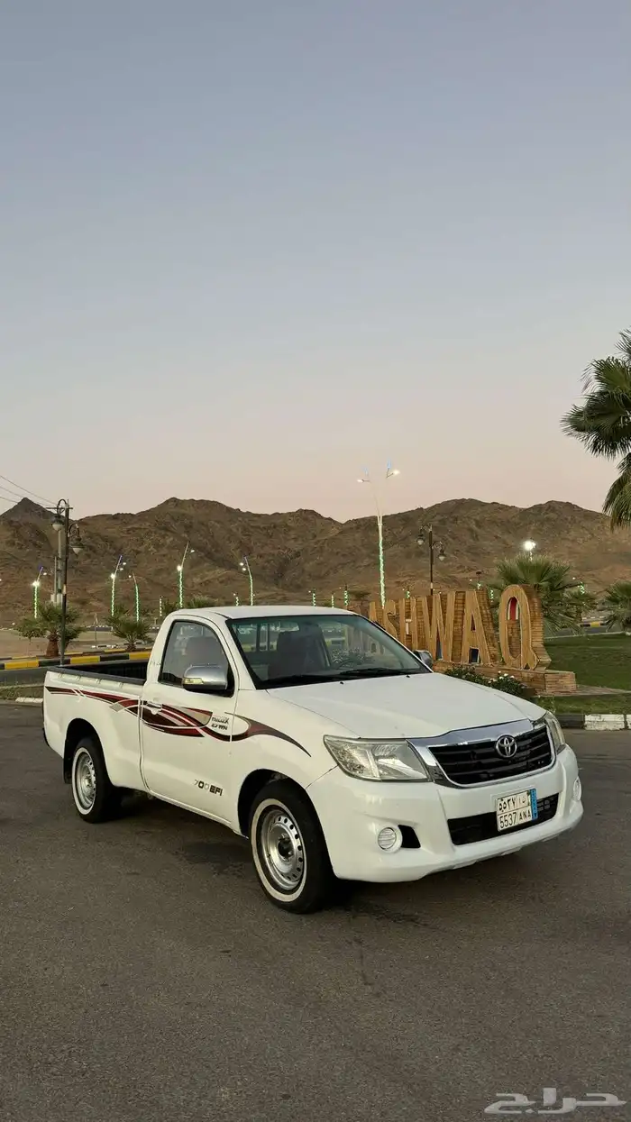 للبيع هيلكس 12 غمره كل شي شرط فيه رشوش متفرقه مطوفه 3سنين 0